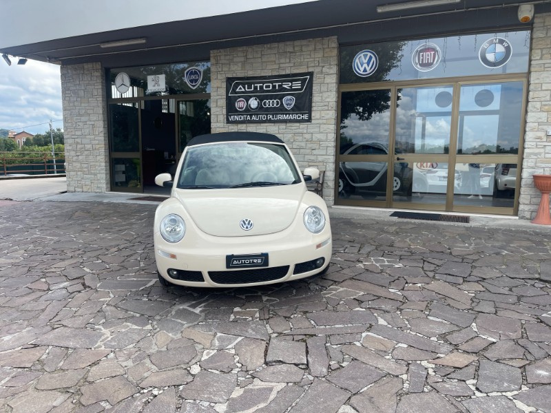Volkswagen New Beetle